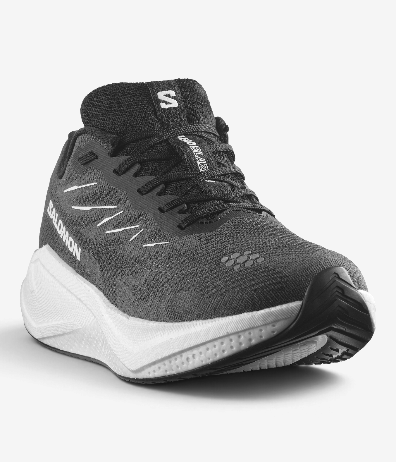 AERO BLAZE 4