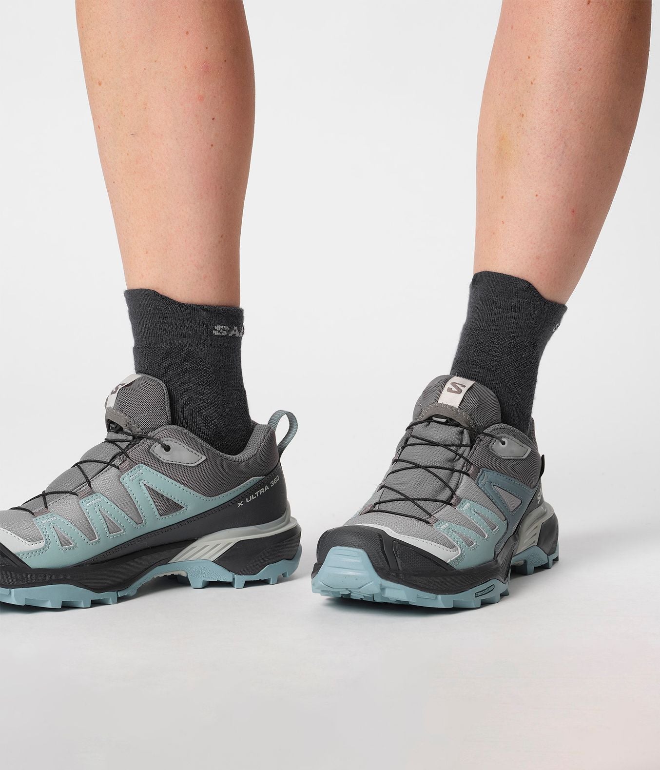 X ULTRA 360 GORE-TEX Hiking Shoes - SalomonGCC