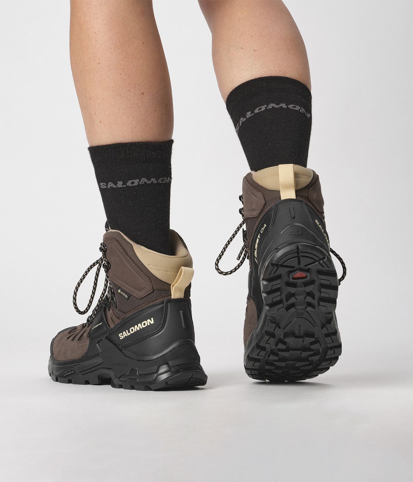 QUEST 4 GTX Leather Hiking Boots - SalomonGCC
