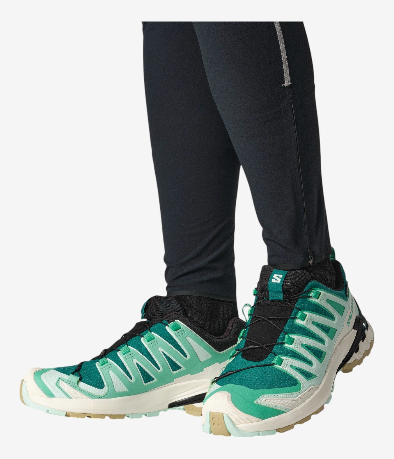 XA PRO 3D V9 GORE-TEX Trail Running Shoes - SalomonGCC