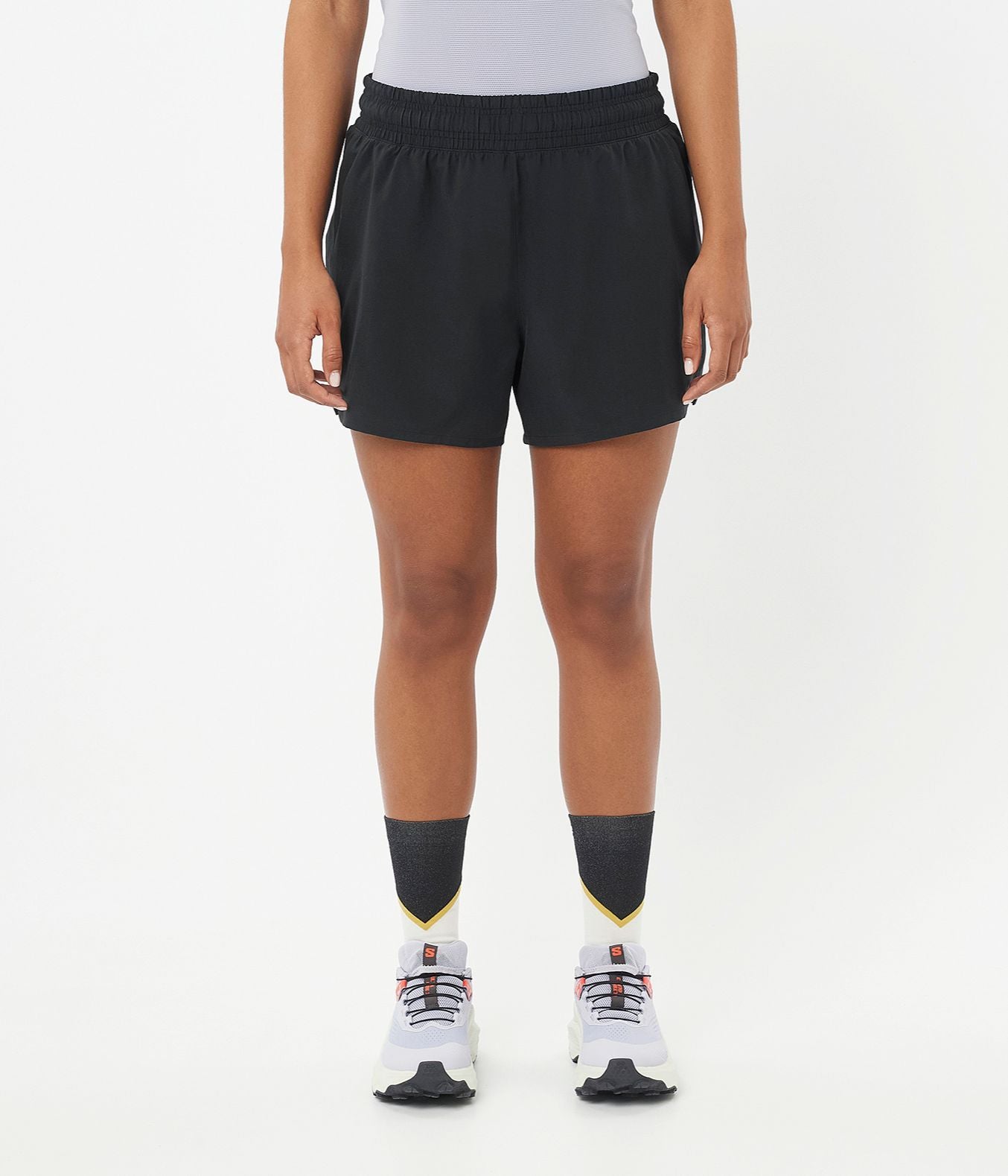 SHAKEout EASY SHORTS 4 - SalomonGCC