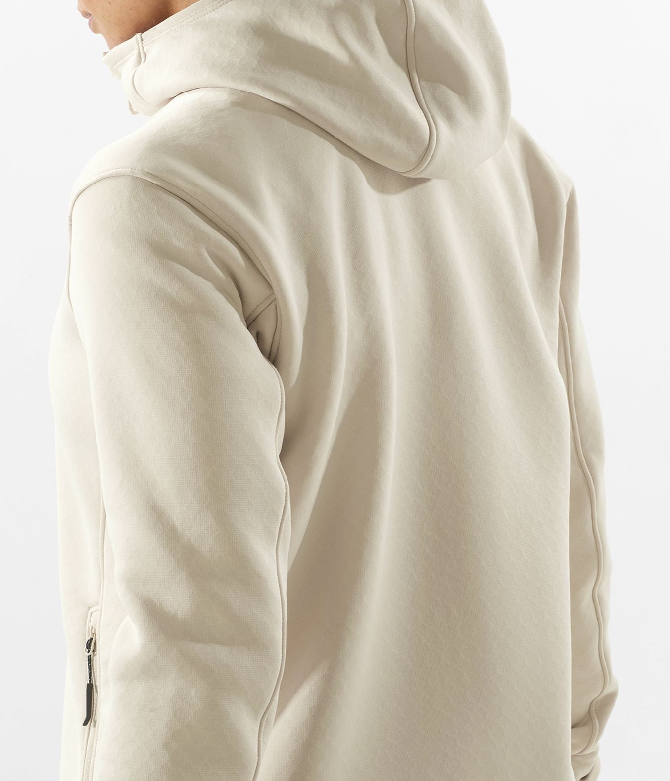 ESSENTIAL MIDFLEECE