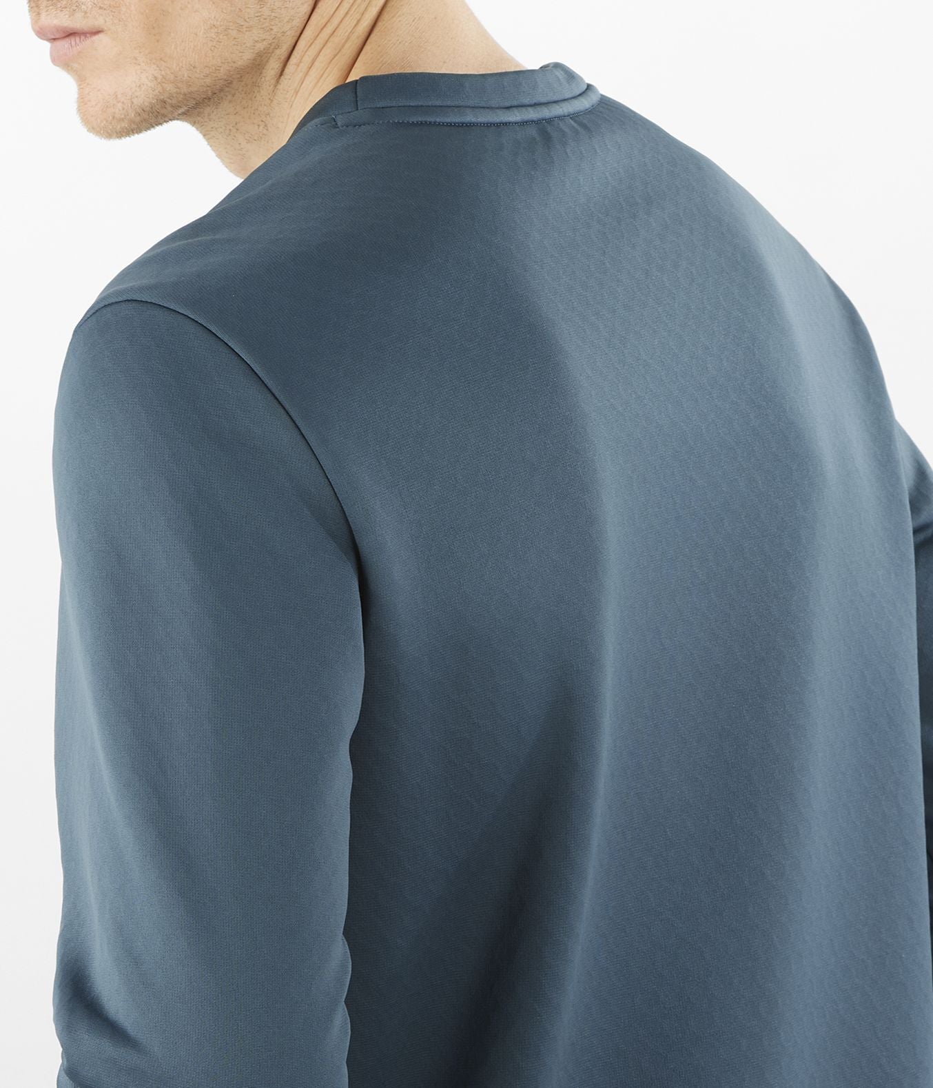 OUTLINE WARM HYBRID
